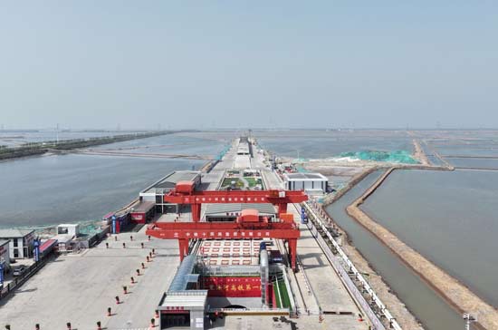 “千里海河高鐵第一隧”成功穿越海河